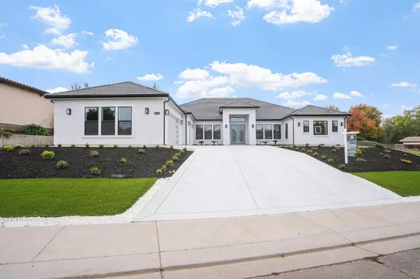 10221 Savannah CT, Oakdale, CA 95361