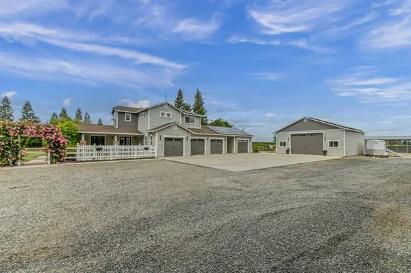 11038 Victory AVE, Oakdale, CA 95361