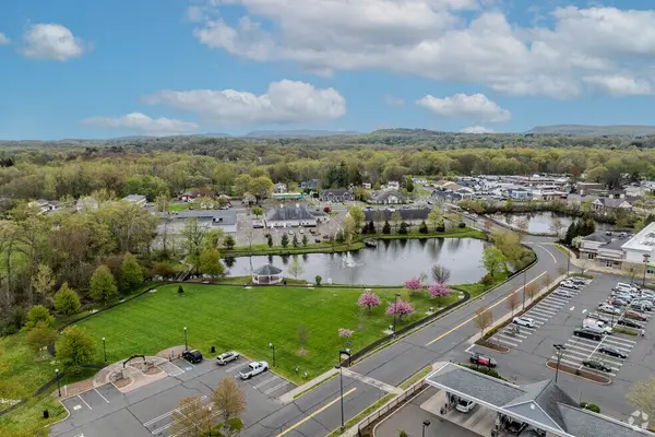 Berlin, CT: Beyond Silver Lake — Neighborhoods Worth a Look