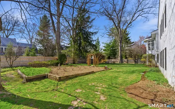25 Norwood Road, West Hartford, CT 06117