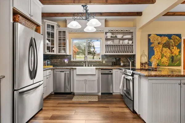 6525 Curtola Ranch RD, Auburn, CA 95602