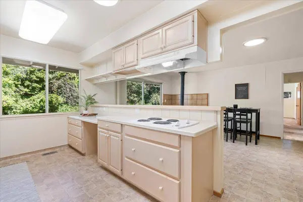 12586 Gayle LN, Nevada City, CA 95959