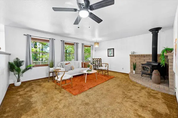 11521 Ragan WAY, Grass Valley, CA 95949