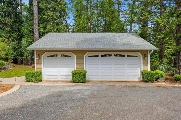 15423 Rattlesnake RD, Grass Valley, CA 95945