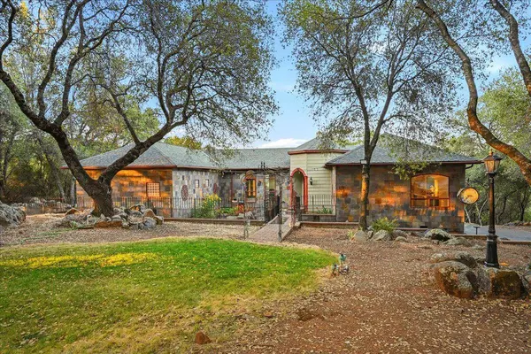 15873 Woodlake CT, Grass Valley, CA 95949