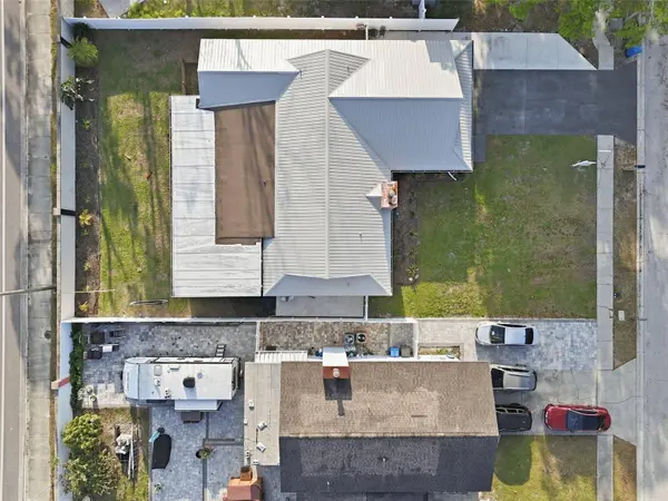 5520 FULMAR DR, Tampa, FL 33625