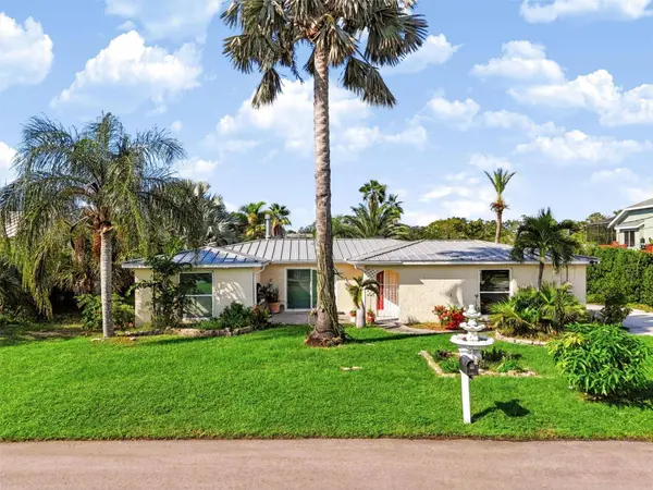 2123 BAYOU DR