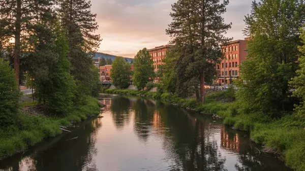 Living in Downtown Bend: The Heart of the High Desert