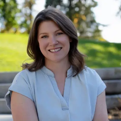 feature image of Best Real Estate Agent in Bend, OR: Haley Overton