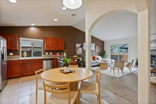 3204 Spring Creek PL, Bend, OR 97701