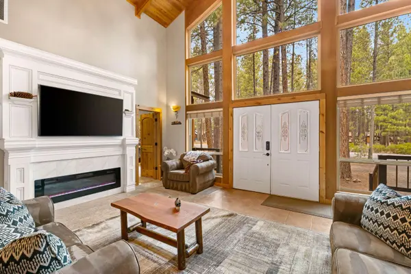 17039 Cooper DR, Bend, OR 97707