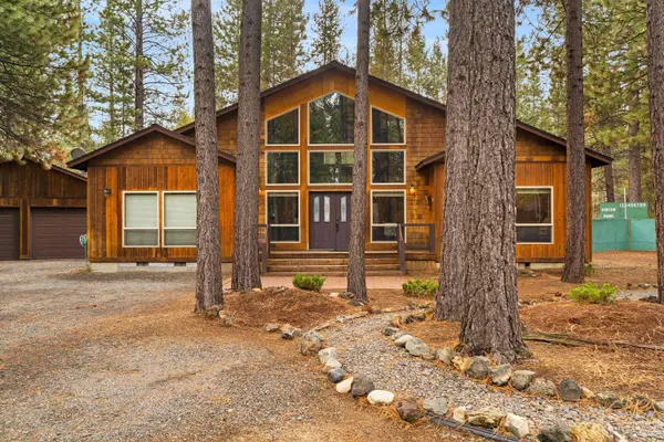 17039 Cooper DR, Bend, OR 97707