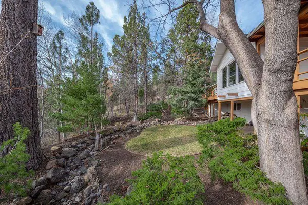 2101 Cascade View DR, Bend, OR 97703