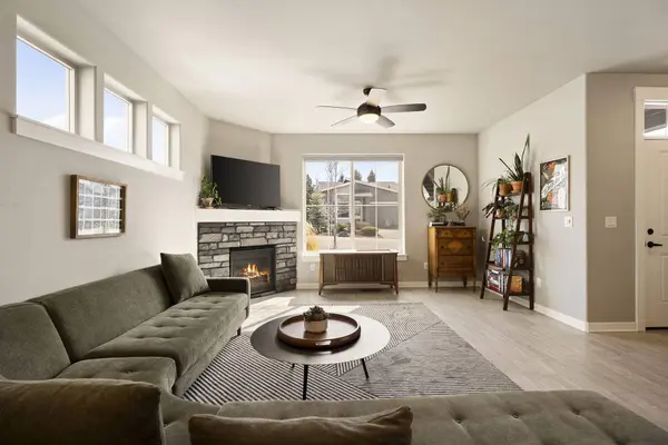 20836 Sunniberg LN, Bend, OR 97702