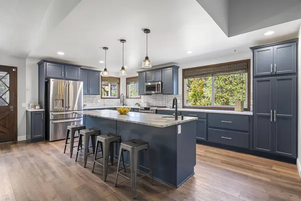 55050 Huntington RD, Bend, OR 97707