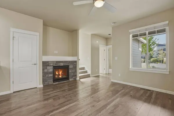 20840 Gateway DR, Bend, OR 97702