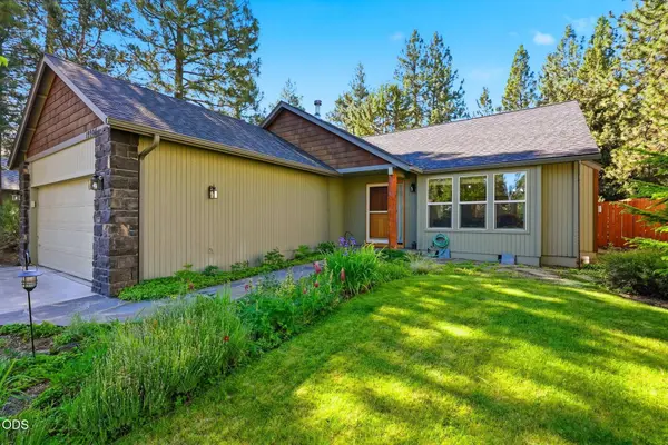 19905 Antler Point DR, Bend, OR 97702