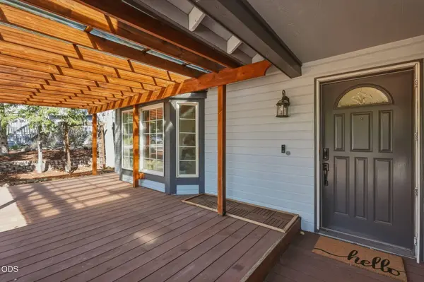 3044 Lansing CT, Bend, OR 97701