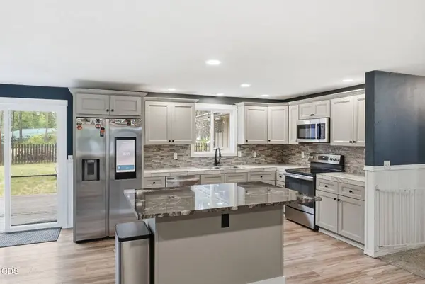 55510 Gross DR, Bend, OR 97707
