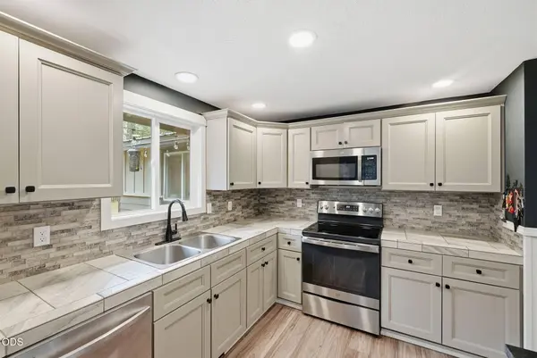 55510 Gross DR, Bend, OR 97707
