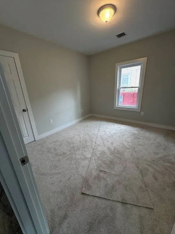 201 Florence St, Brockton, MA 02301