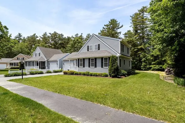 9 Elisha Dr #9, Middleboro, MA 02346