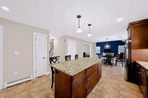 115 Northridge Dr, East Bridgewater, MA 02333