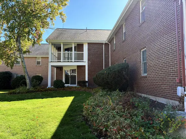 34 Brian Dr #C, Stoughton, MA 02072