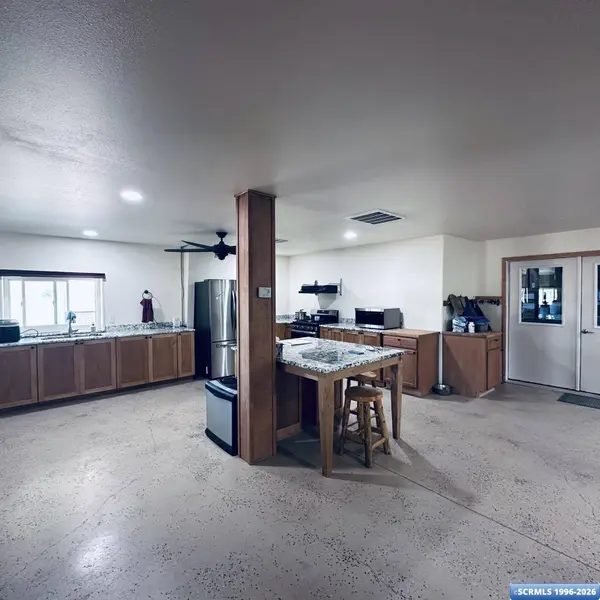 22 Otis LN, Silver City, NM 88061