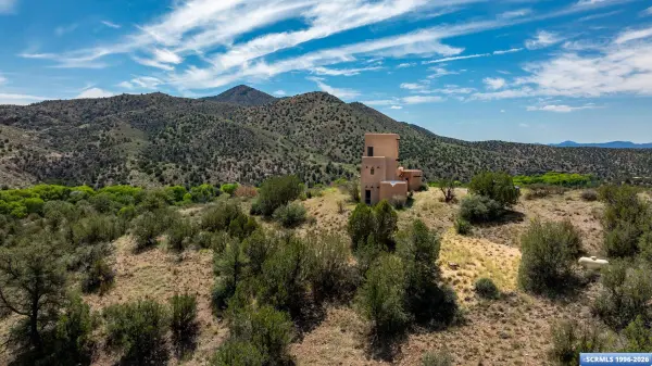 61 Double E Ranch RD, Gila, NM 88038