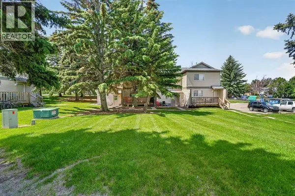 19, 275 Columbia Boulevard W, Lethbridge, AB T1K4B8