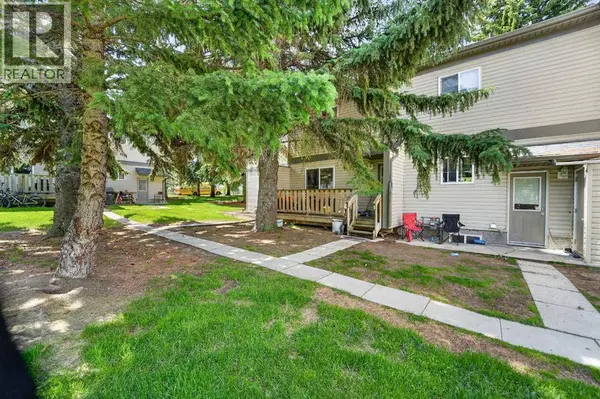 19, 275 Columbia Boulevard W, Lethbridge, AB T1K4B8