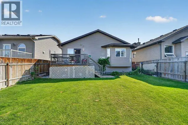62 Coalbanks Gate W, Lethbridge, AB T1J2A1