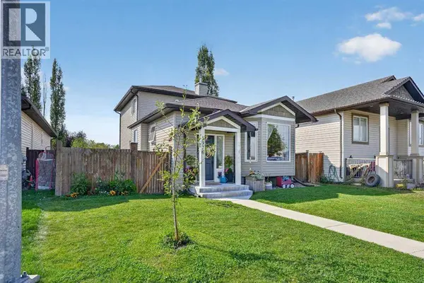 1976 Parkside Close, Coaldale, AB T1H0A1