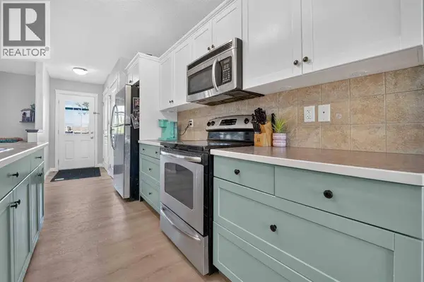 71 Keystone Terrace W, Lethbridge, AB T1J2A1
