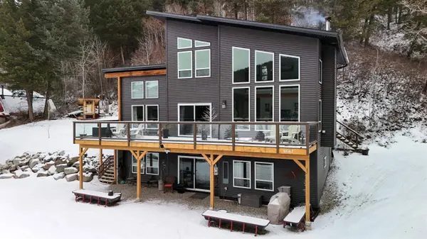 6061 Robertson RD, Williams Lake, BC V2G 4Y5