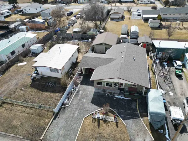 2013 N Third AVE, Williams Lake, BC V2G 2W1