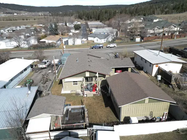 2013 N Third AVE, Williams Lake, BC V2G 2W1