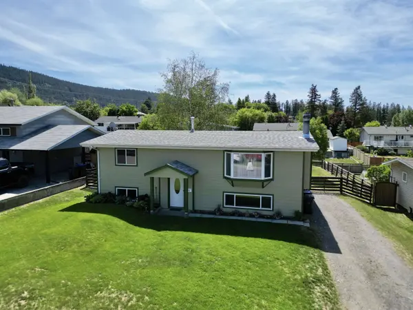 708 Smith ST, Williams Lake, BC V2G 4A5