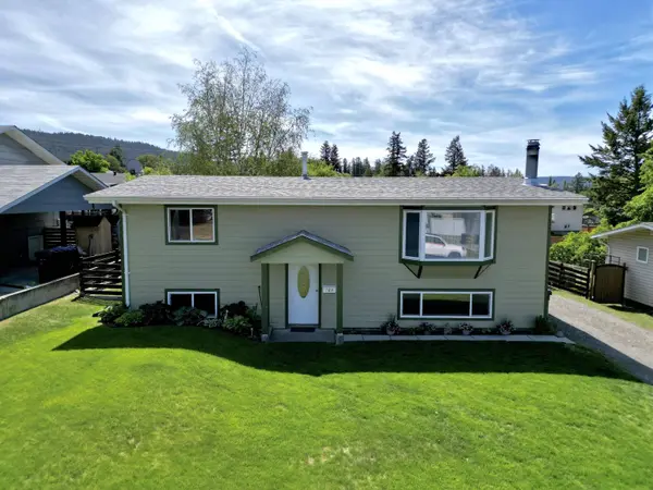 708 Smith ST, Williams Lake, BC V2G 4A5