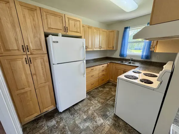 708 Smith ST, Williams Lake, BC V2G 4A5
