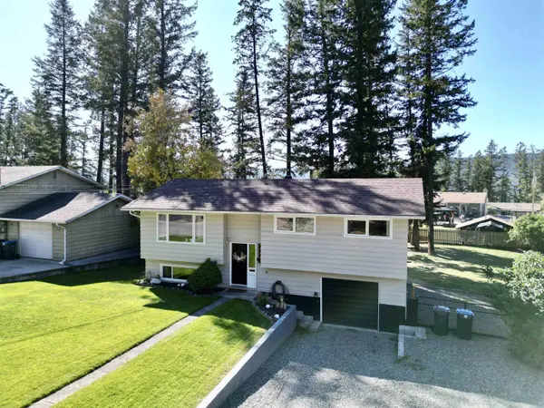 1245 N Twelfth AVE, Williams Lake, BC V2G 2N9