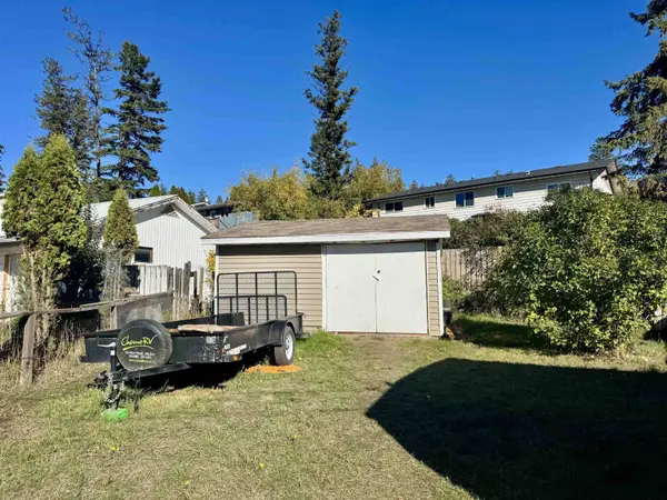 1015 Dairy RD, Williams Lake, BC V2G 4L3