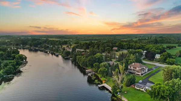 1180 River RD, Manotick - Kars - Rideau Twp And Area, ON K4M 1B4