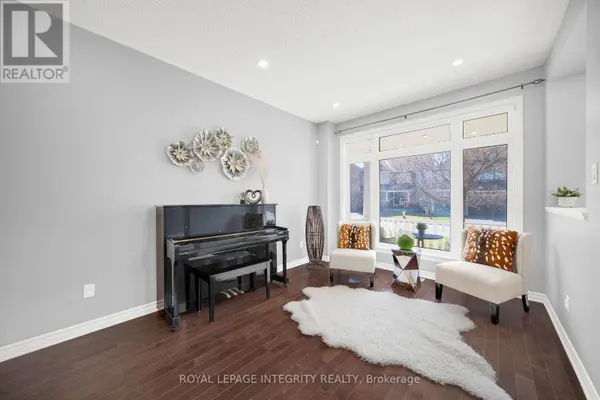 568 EGRET WAY, Ottawa, ON K2C3H2