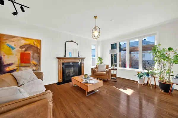 154 Rodeo DR, Barrhaven, ON K2J 5K7