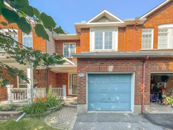 172 GRAY CRES, Kanata, ON K2K 3L8