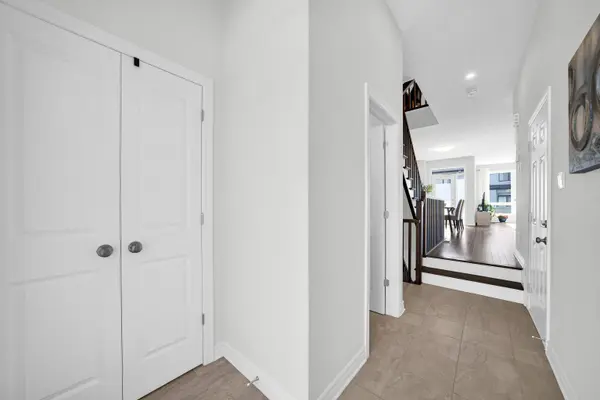 353 Cornice ST, Orleans - Convent Glen And Area, ON K1W 0P8