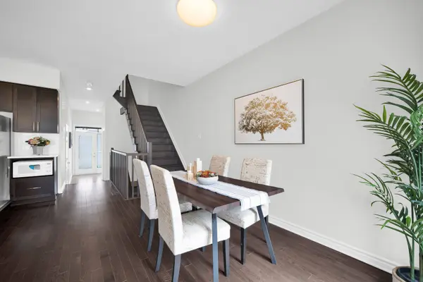 353 Cornice ST, Orleans - Convent Glen And Area, ON K1W 0P8
