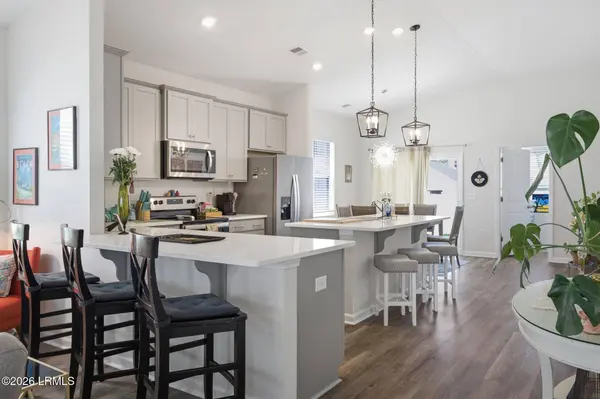 54 Whispering Oaks CIR Circle, Bluffton, SC 29909